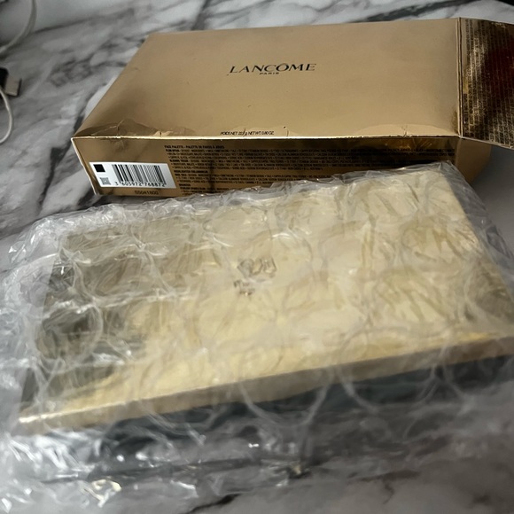 Lancôme Limited Edition Holiday 2022 Palette - Picture 8 of 8